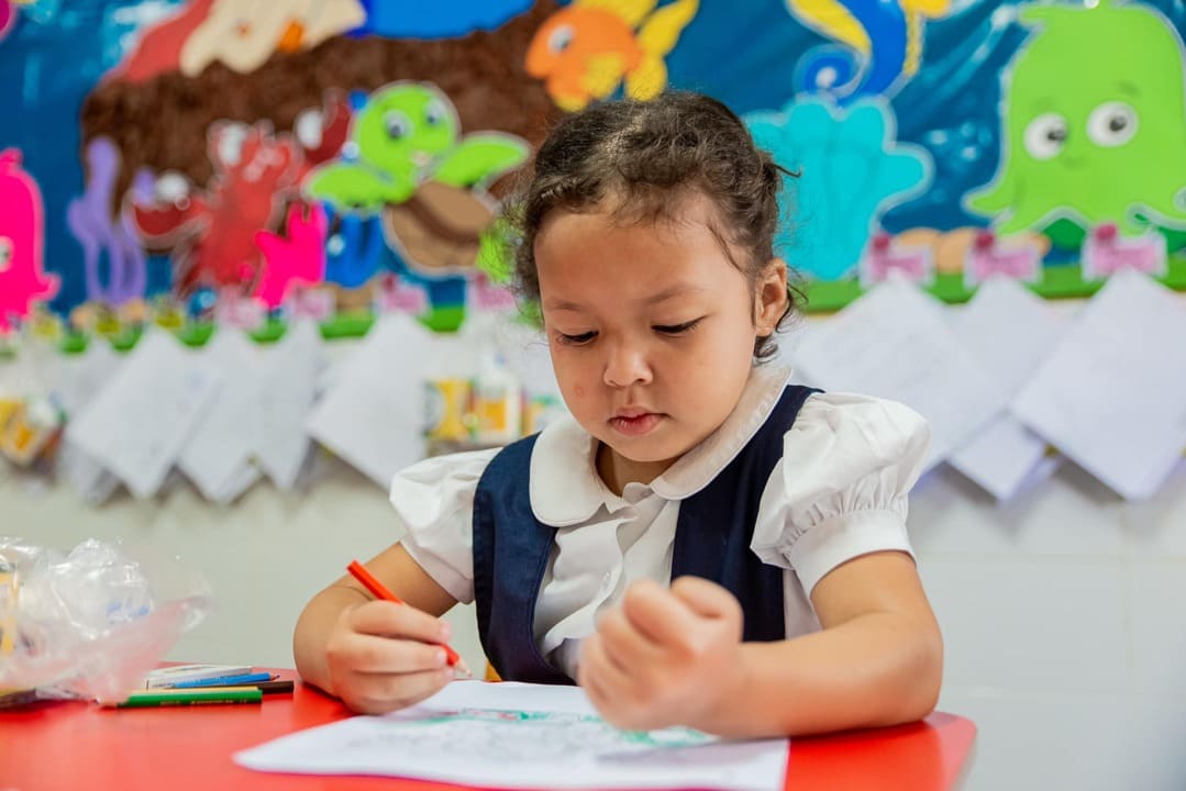 Educación prebásica de calidad: el pilar del programa «Dar para Educar» de Ficohsa